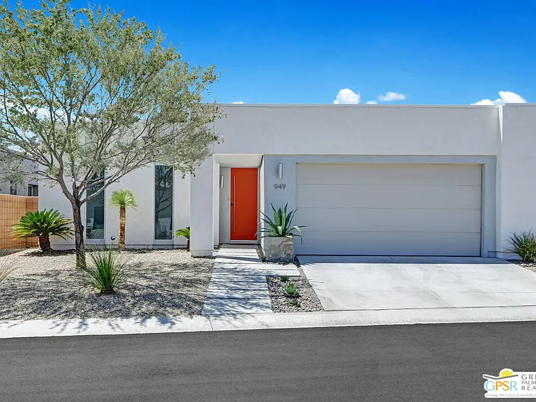949 Bernardi Ln — Photo 2