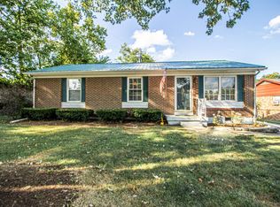 1803 Rosemary St, Paris, KY 40361