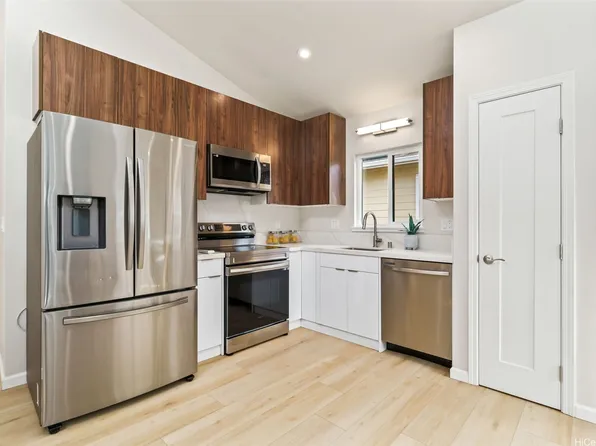 1729B Keeaumoku St, Honolulu, HI 96822