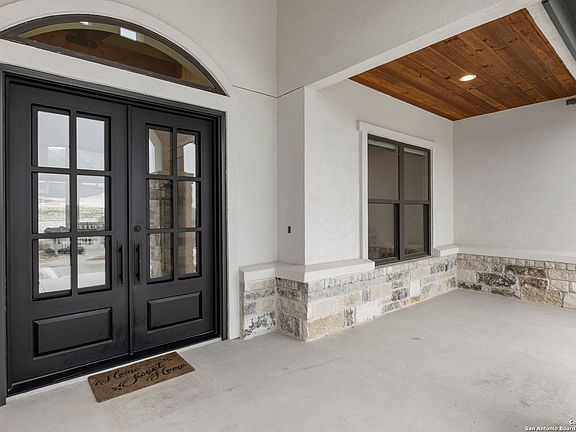 5th image of 5971 Colin Ridge