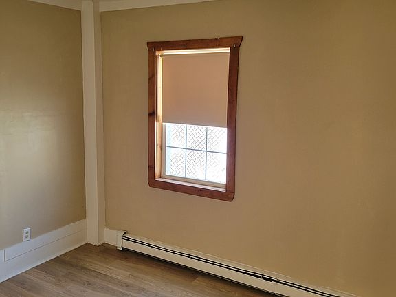 5th image of 32 James St #1