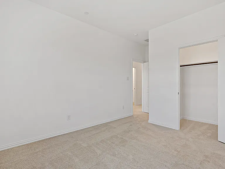 2249 Adena Springs Dr — Photo 22