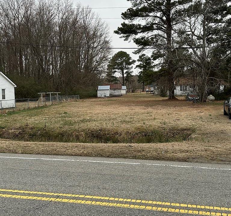 2nd image of 2537B Highway 45 N