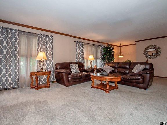 5th image of 65 McDonald Dr