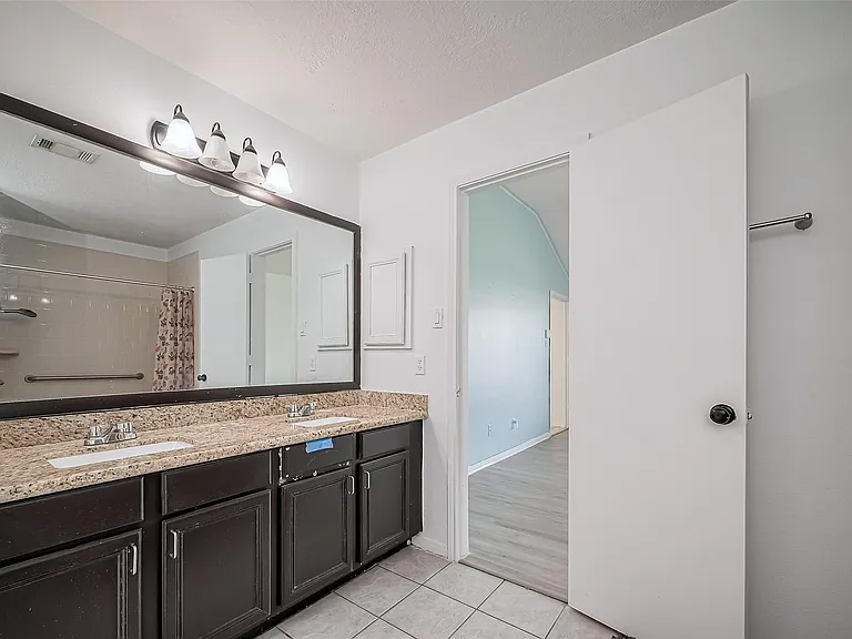 17046 Applecross Ln — Photo 28