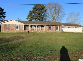 401 Whitt Cir, Boaz, AL 35956