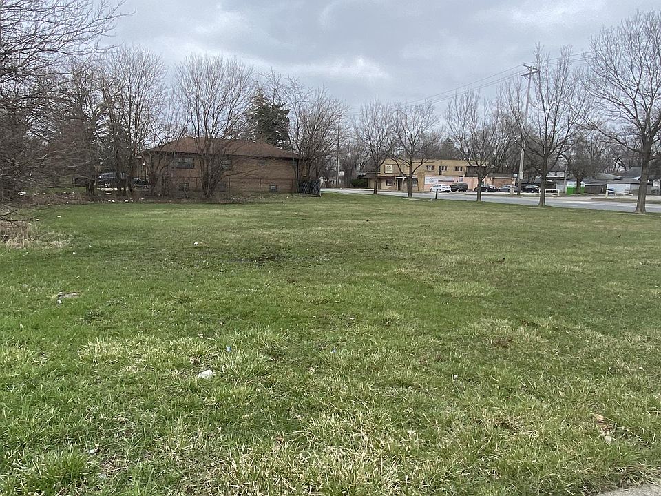 2nd image of 14941 La Salle St