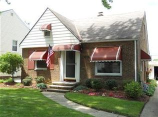 10613 Elmwood Ave, Garfield Heights, OH