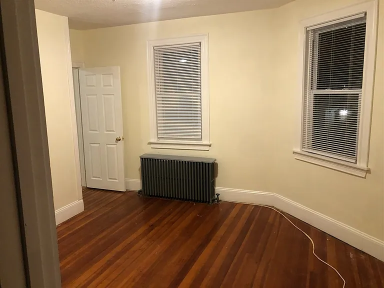 5 Waldo St #1 — Photo 6