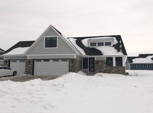 2303 Gringotts Way, De Pere, WI 54115
