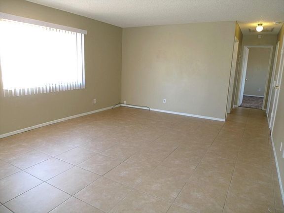 3rd image of 21969 Arapahoe Ave APT 6