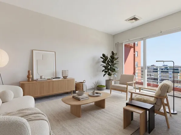 100 W Squantum St APT 411, Quincy, MA 02171