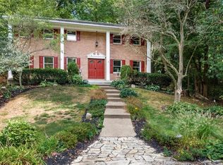 2000 Peach Tree Cir, Nashport, OH 43830