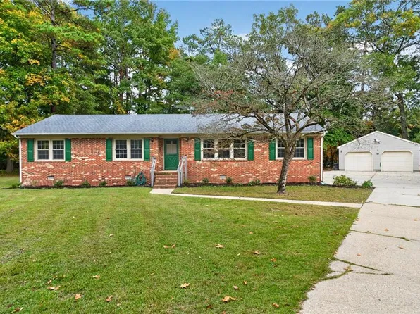 23363 Hanging Tree Rd, Courtland, VA 23837