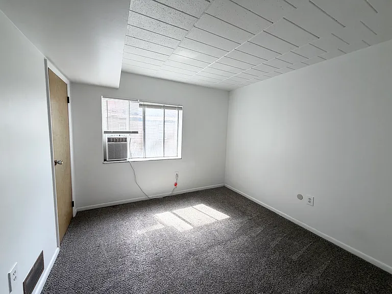 470 Dawson Ave #3 — Photo 12