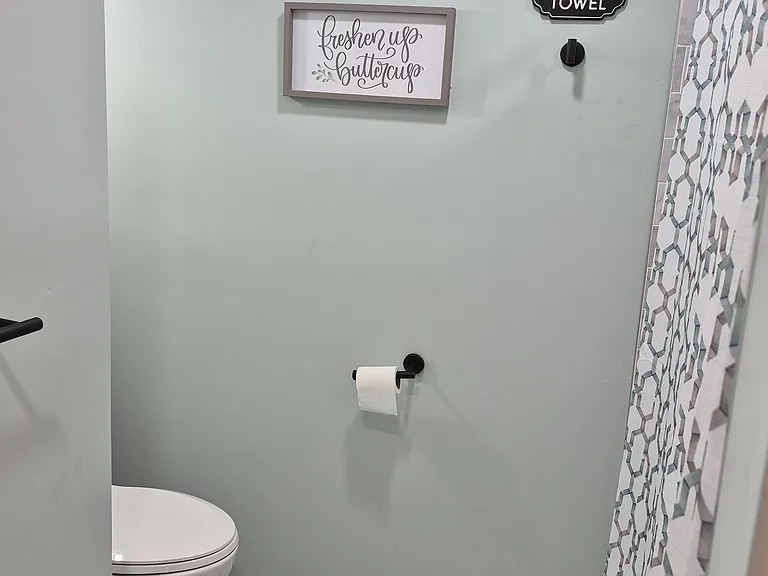 144 Chapman Cir — Photo 30