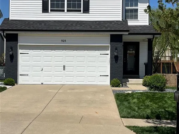 505 Springhurst Pkwy, O'Fallon, MO 63368