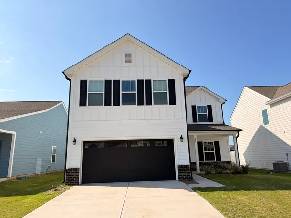 242 Redondo Dr, Wingate, NC 28174
