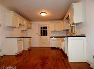 6930 Maynard Rd, Summerfield, NC 27358