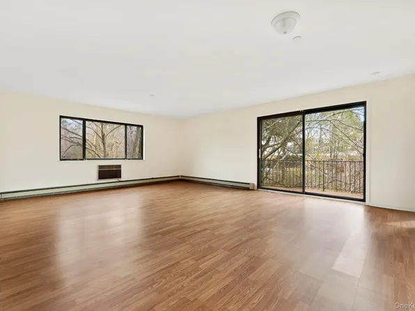 508 Central Park Avenue #5402, Scarsdale, NY 10583