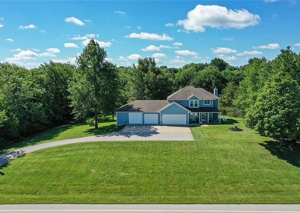 12575 McIntyre Rd, Leavenworth, KS 66048 | Zillow