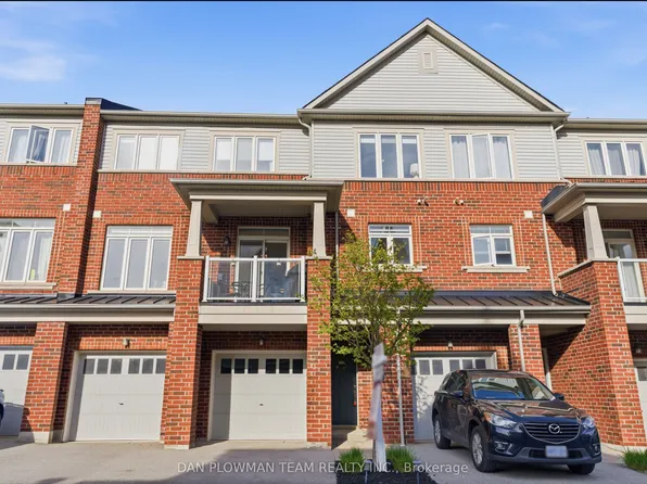 2431 Nantucket Chase, Pickering, ON L1X 0E4