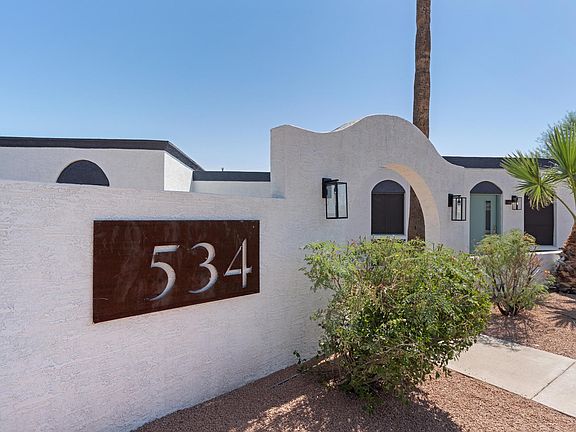 2nd image of 534 E Huntington Dr #F74385963