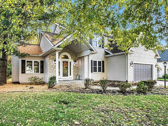 3rd image of 53172 Bracken Fern Dr