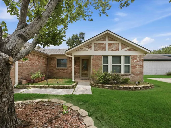 154 Evanston St, Houston, TX 77015