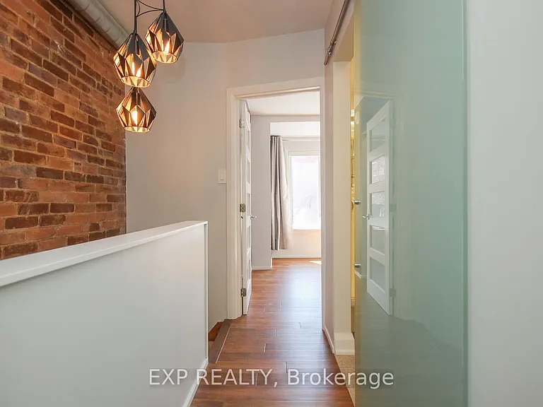 114 Sweetland Ave — Photo 15