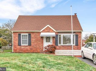 164 Edgewood Rd, York, PA 17402