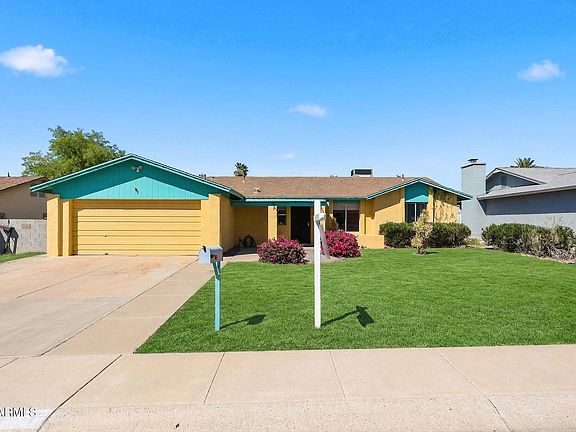 3rd image of 3916 W WOOD Drive