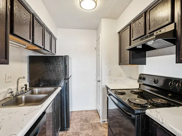 Sharonridge Apartments