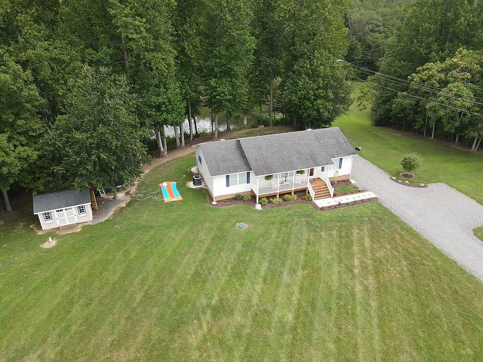 1st image of 953 Lakeview Dr