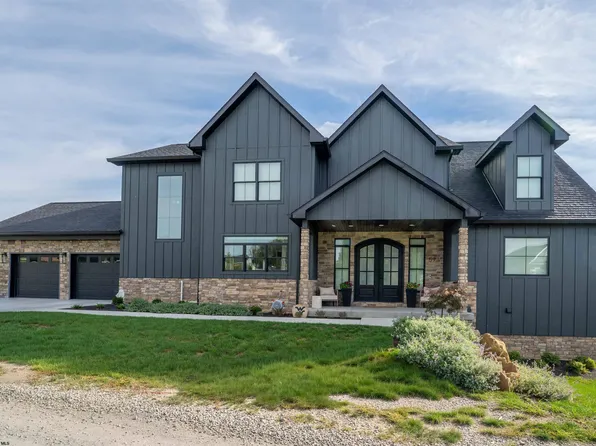 59 Jespy Dr, Morgantown, WV 26501