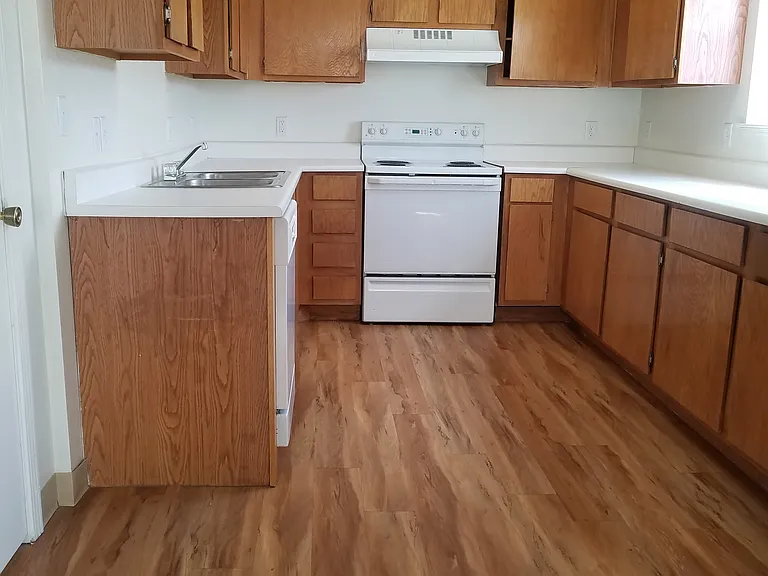 Cottonwood Estates — Photo 18
