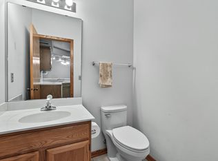 18171 Settlers Way, Eden Prairie, MN 55347