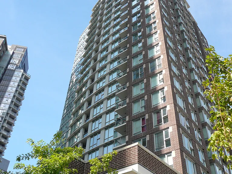 550 Pacific St #1606 — Photo 1