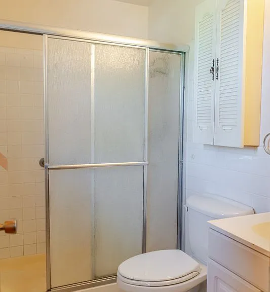 8020 Oakland Ave — Photo 15