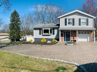 30 Timothy Rd, Wayne, NJ 07470