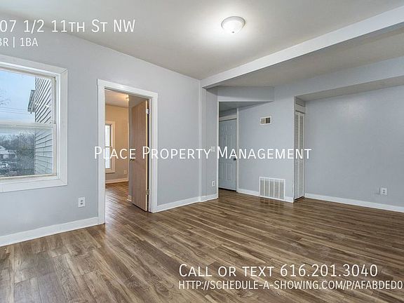 3rd image of 407 1/2 11th St NW
