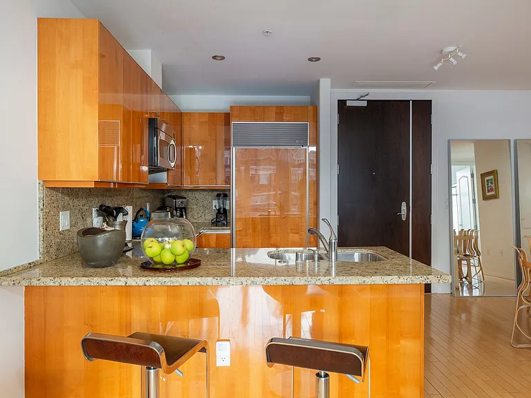 550 Front St #907 — Photo 10