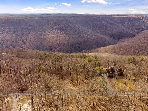 3rd image of 14 Eagles Bluff Cir #14