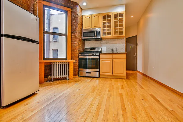 Rented by Platinum Properties | media 11