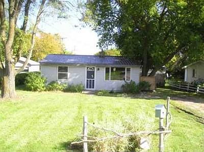 1st image of 3902 Brook Dr