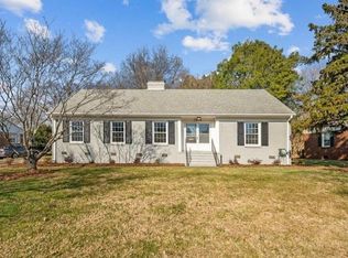 2804 W Cornwallis Dr, Greensboro, NC 27408