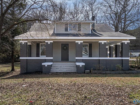2nd image of 309 Memorial Dr