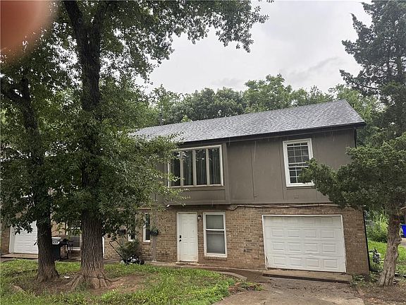 3rd image of 3906 E 123rd Ter