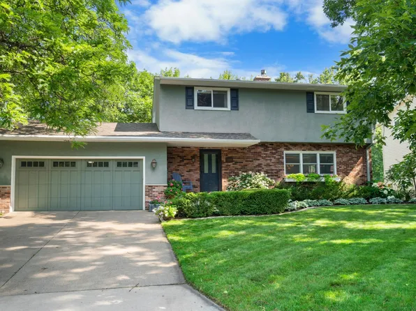 459 Betty Ln, West Saint Paul, MN 55118