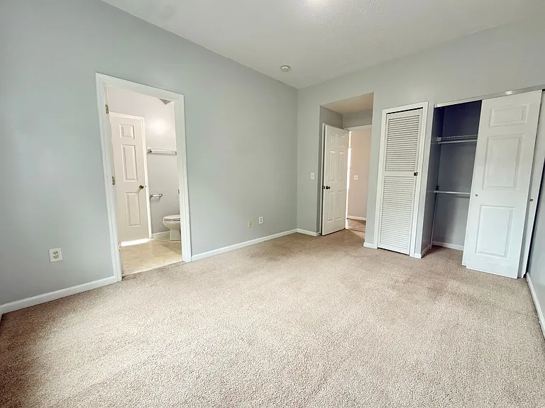 3254 Berwyn Pl #2 — Photo 6